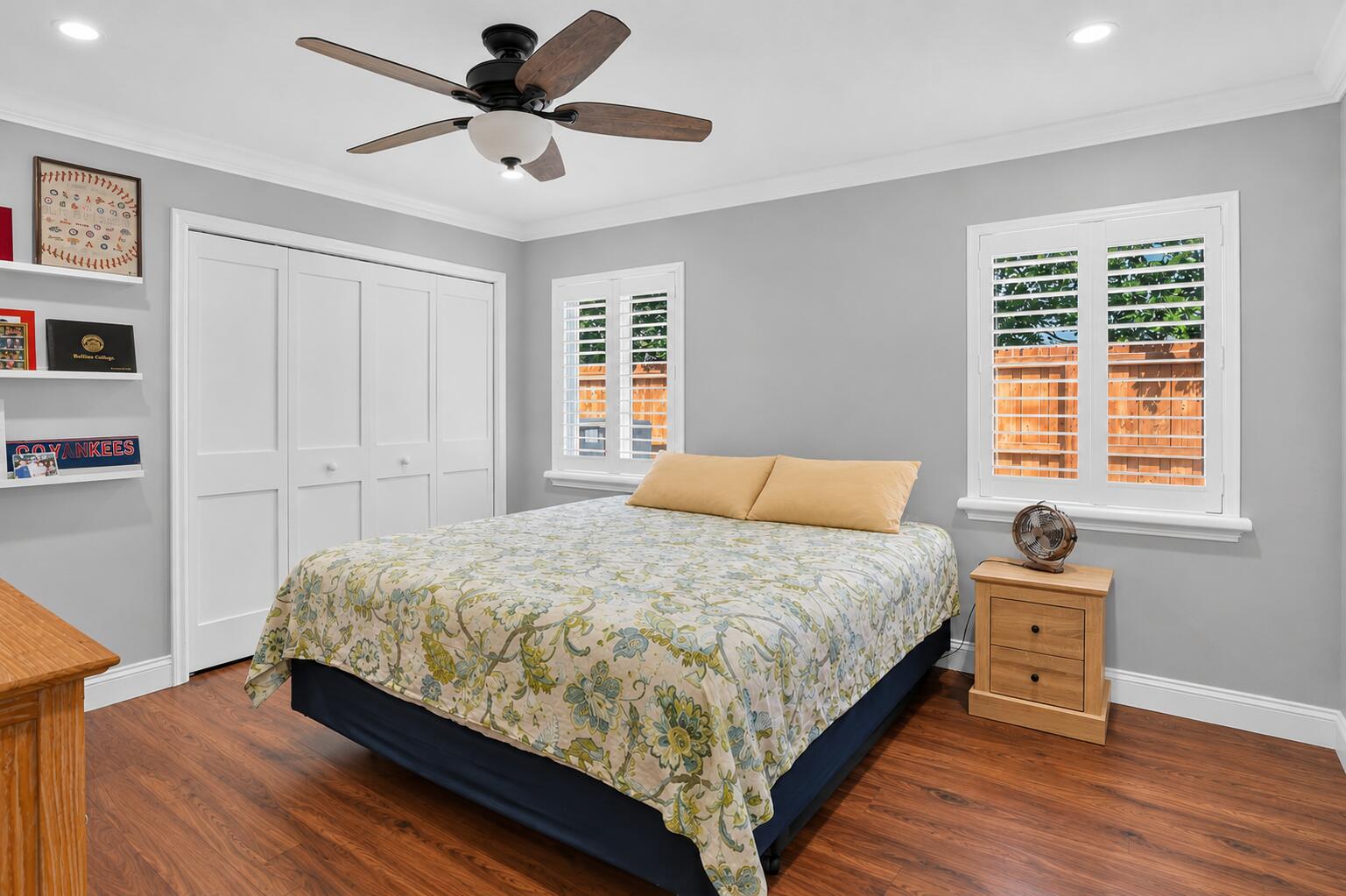Guest bedroom at 631 SW 17th Street