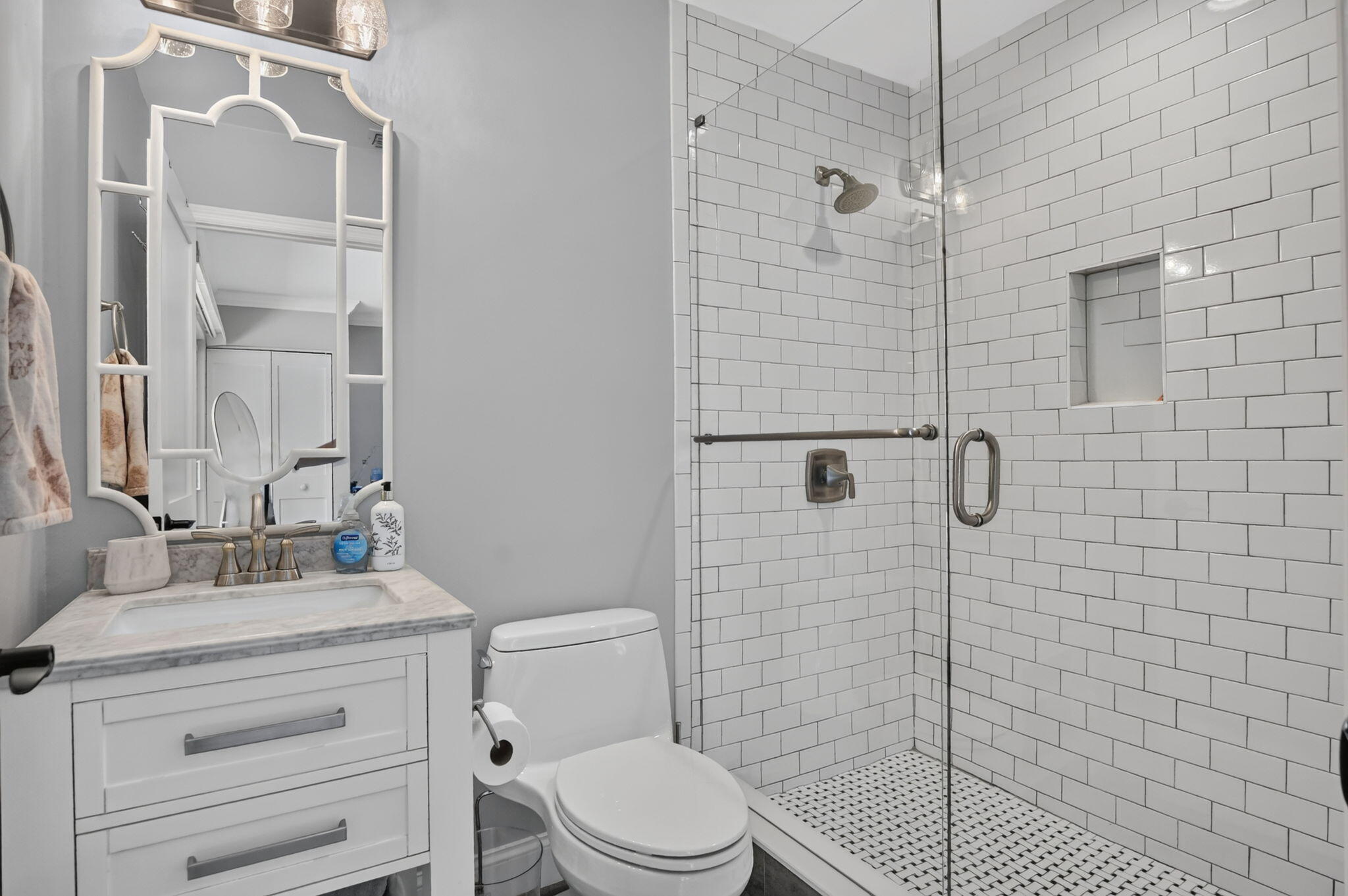 Updated guest bathroom at 631 SW 17th Street